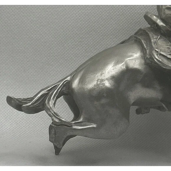 1983 CHILMARK ? Cheyenne inspired by Fredric Remington ? As Is No stand No Base - Picture 3 of 9